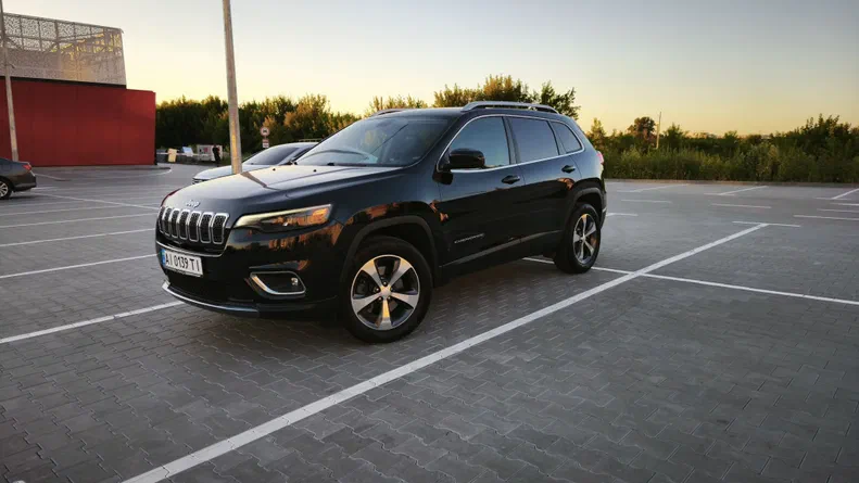 Jeep Cherokee 2019 - 1
