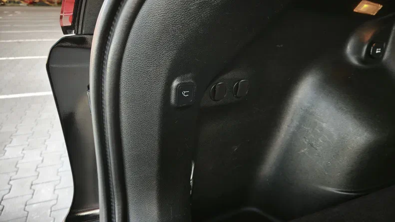Jeep Cherokee 2019 - 25