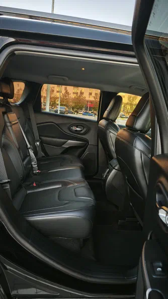 Jeep Cherokee 2019 - 21
