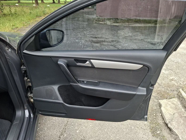 Volkswagen Passat 2014 - 23