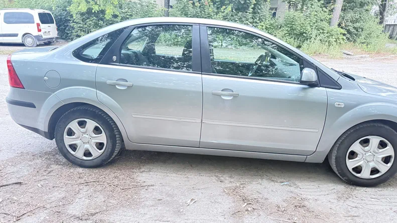 Ford Focus 2005 - 10