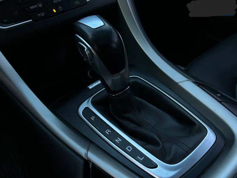 Ford Fusion (North America) 2016 - 7
