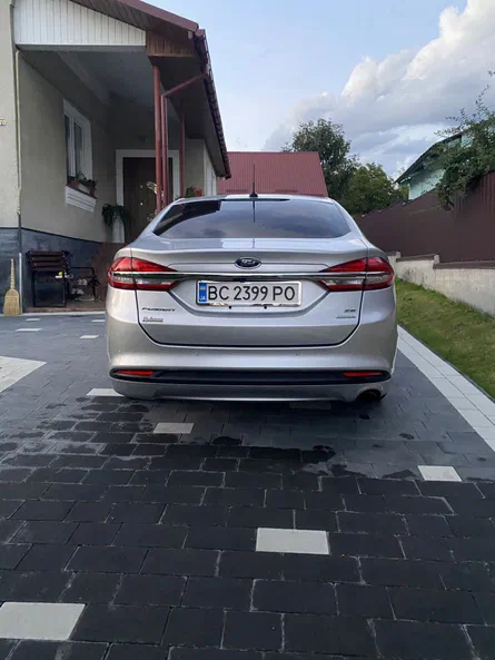 Ford Fusion (North America) 2016 - 5
