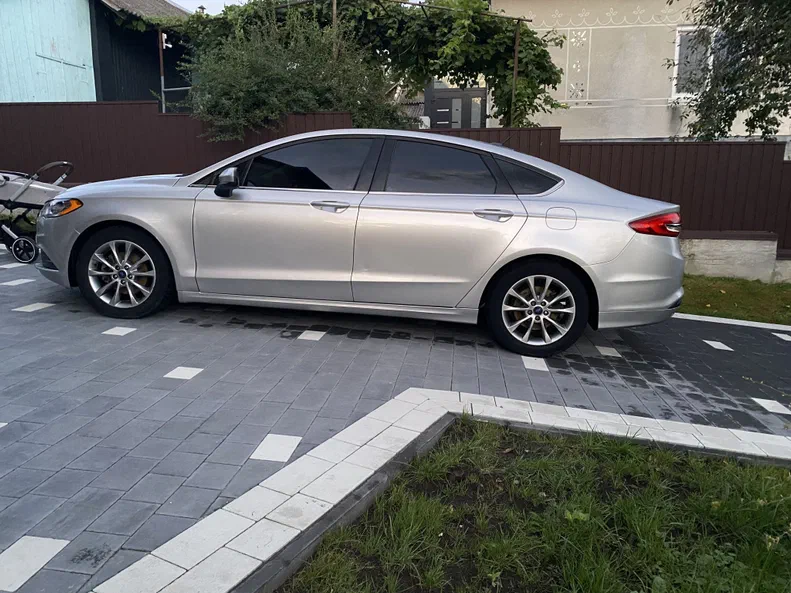 Ford Fusion (North America) 2016 - 4