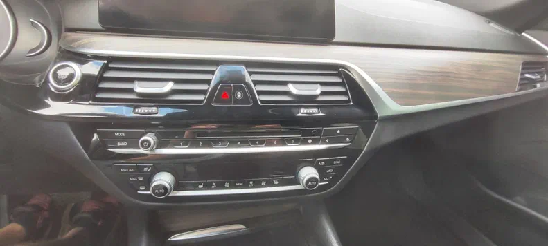 BMW 5 серія 2018 - 11