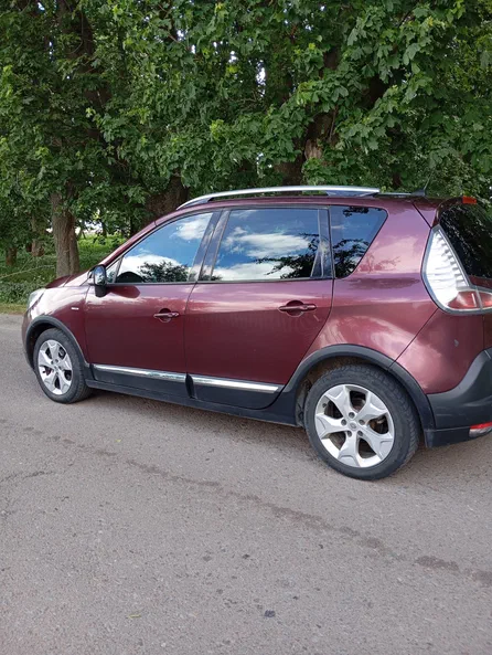 Renault Scenic 2014 - 6