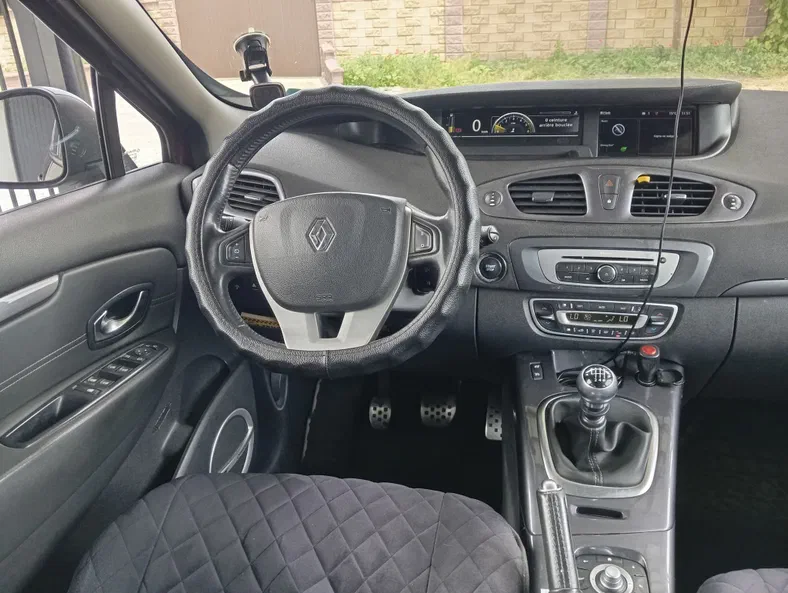 Renault Scenic 2014 - 15