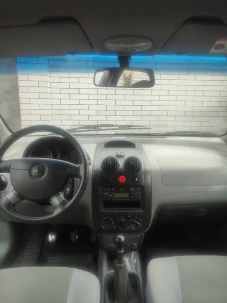 Chevrolet Aveo 2004 - 4