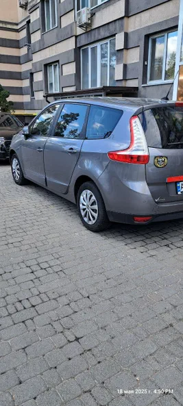 Renault Scenic 2014 - 6