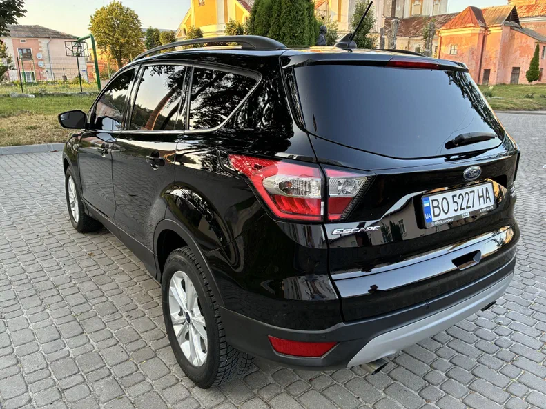Ford Escape 2017 - 18