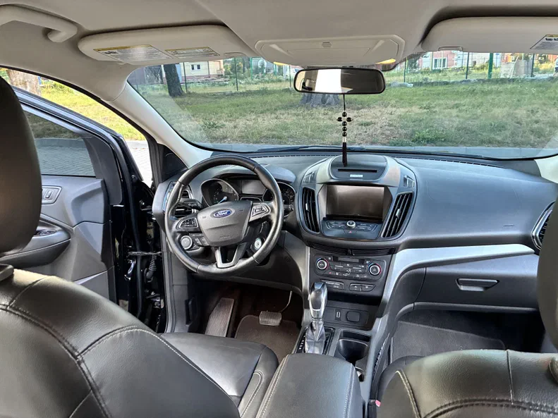 Ford Escape 2017 - 10