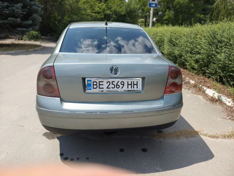 Volkswagen Passat 2004 - 5