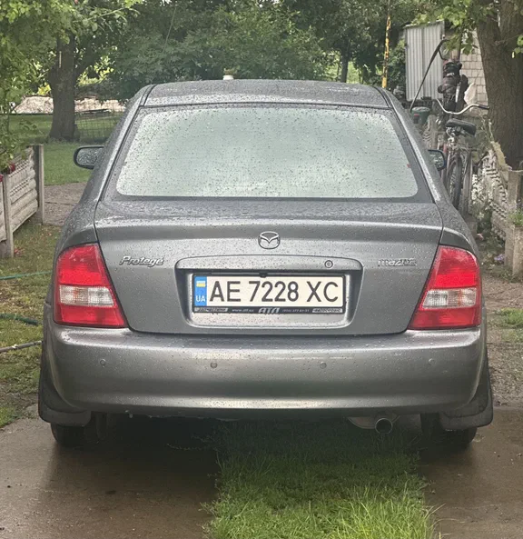 Mazda Protege 2002 - 5