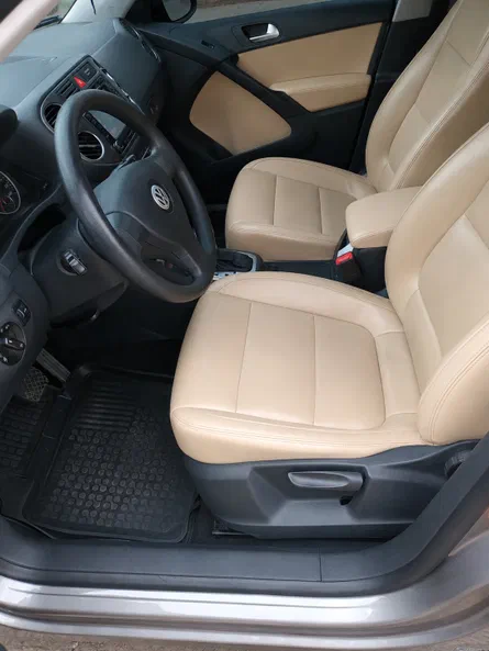 Volkswagen Tiguan 2010 - 5