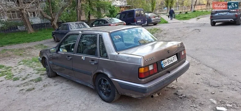 Volvo 460 1992 - 2
