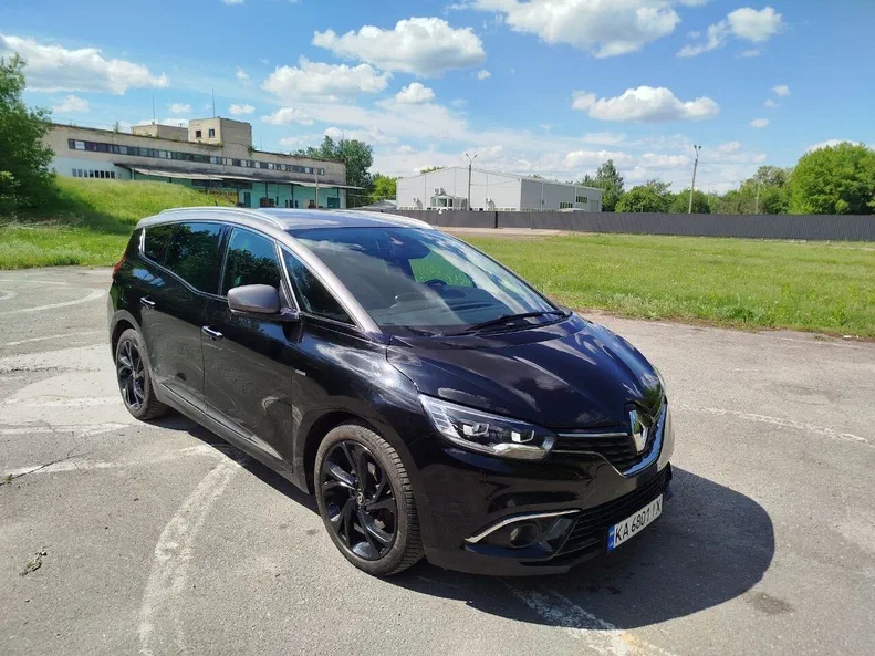 Renault Scenic 2019 - 18