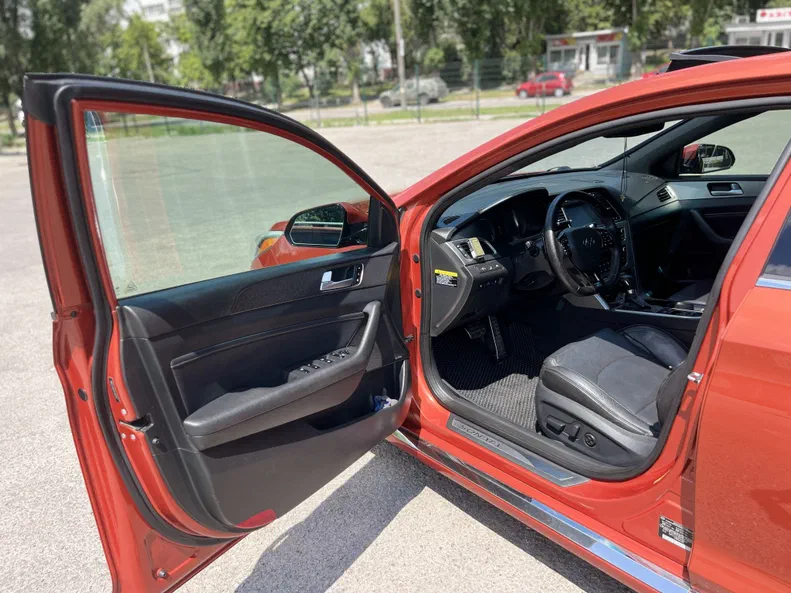Hyundai Sonata 2015 - 18
