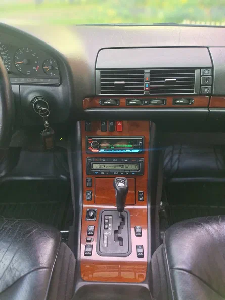 Mercedes-Benz S-Клас 1998 - 8