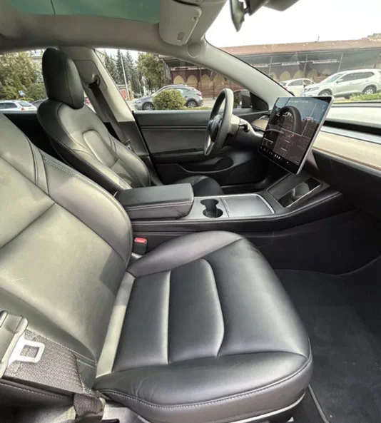 Tesla Model 3 2021 - 7