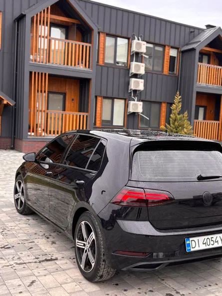 Volkswagen Golf 2020 - 9