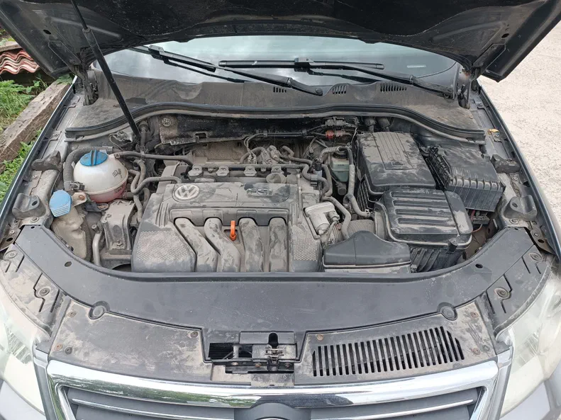 Volkswagen Passat 2005 - 12