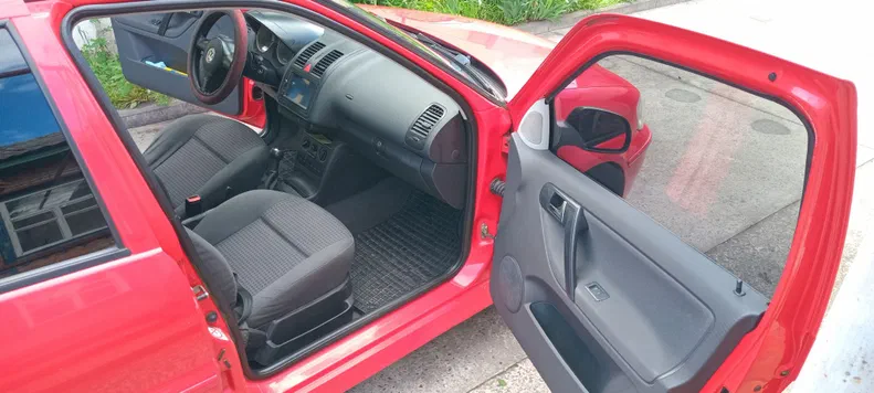 Volkswagen Polo 2001 - 5