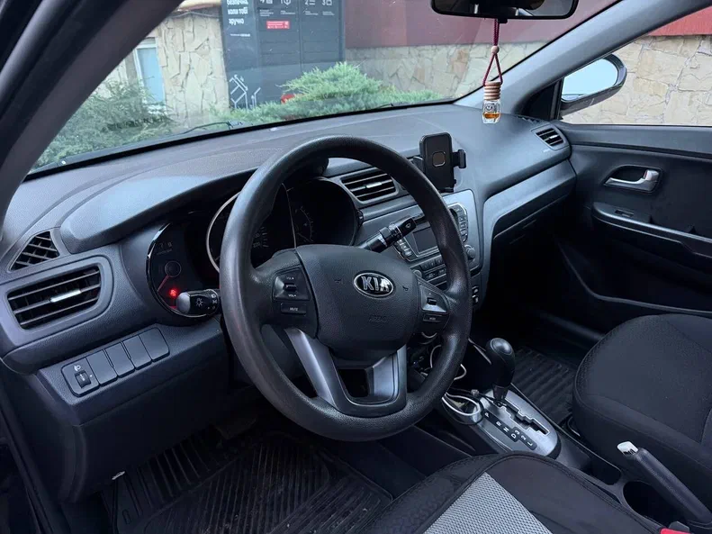 Kia Rio 2013 - 2
