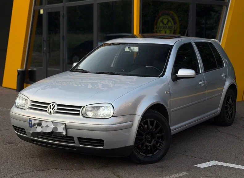 Volkswagen Golf 2002 - 3