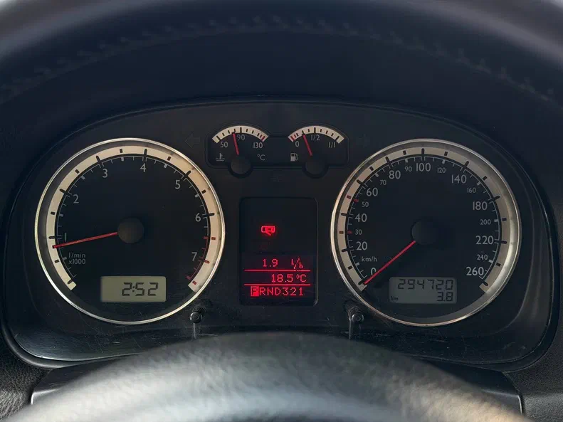 Volkswagen Golf 2002 - 18