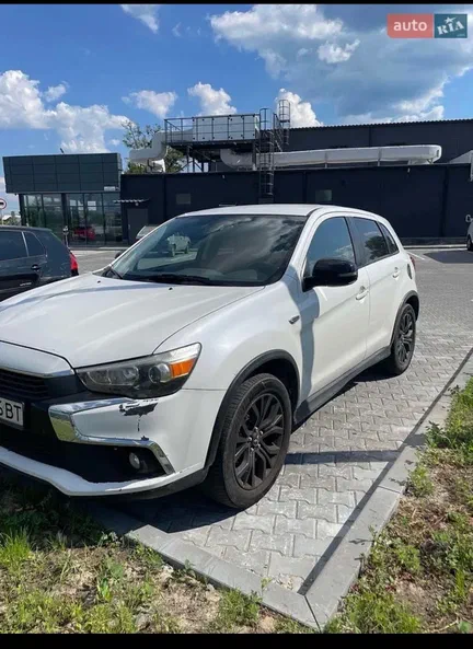 Mitsubishi Outlander Sport 2018 - 2