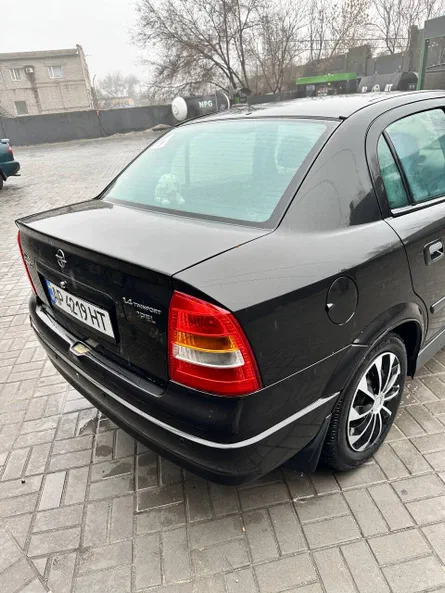 Opel Astra 2007 - 1