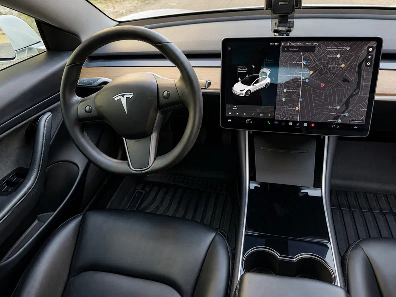 Tesla Model 3 2019 - 5