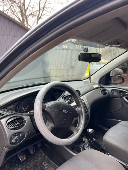 Ford Focus 2004 - 5