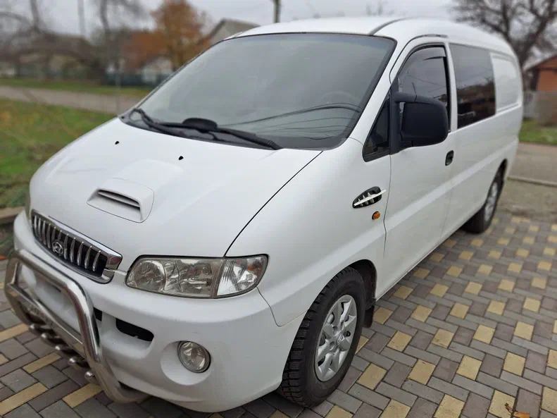 Hyundai H-1 2006
