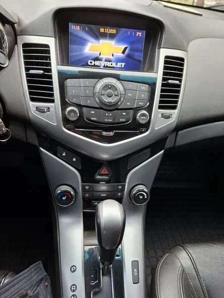 Chevrolet Cruze 2011 - 15