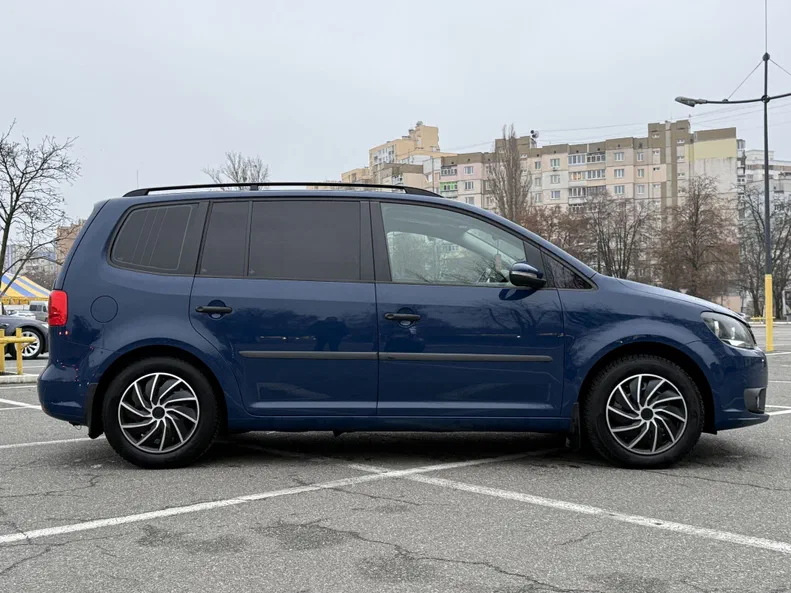 Volkswagen Touran 2012 - 10