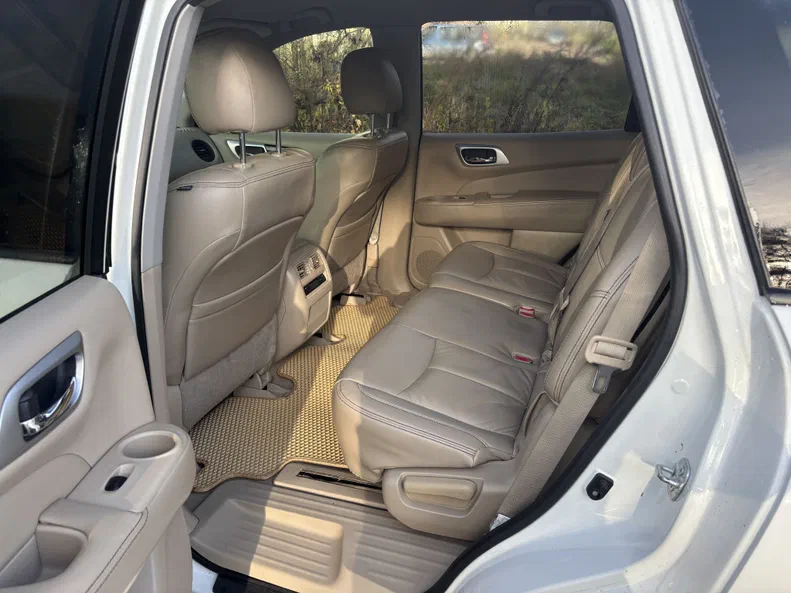 Nissan Pathfinder 2015 - 6