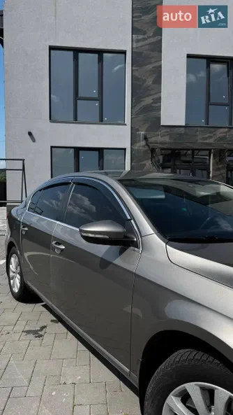 Volkswagen Passat 2013 - 10