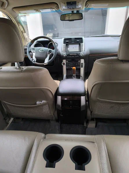 Toyota Land Cruiser Prado 2010