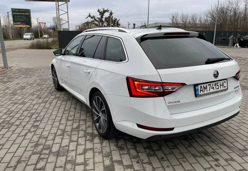 Skoda Superb 2018 - 18