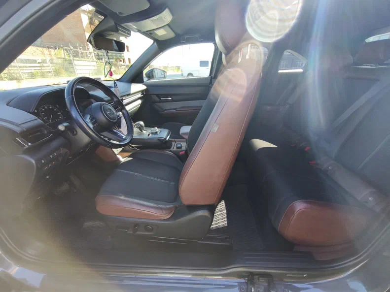 Mazda MX-30 2020 - 19