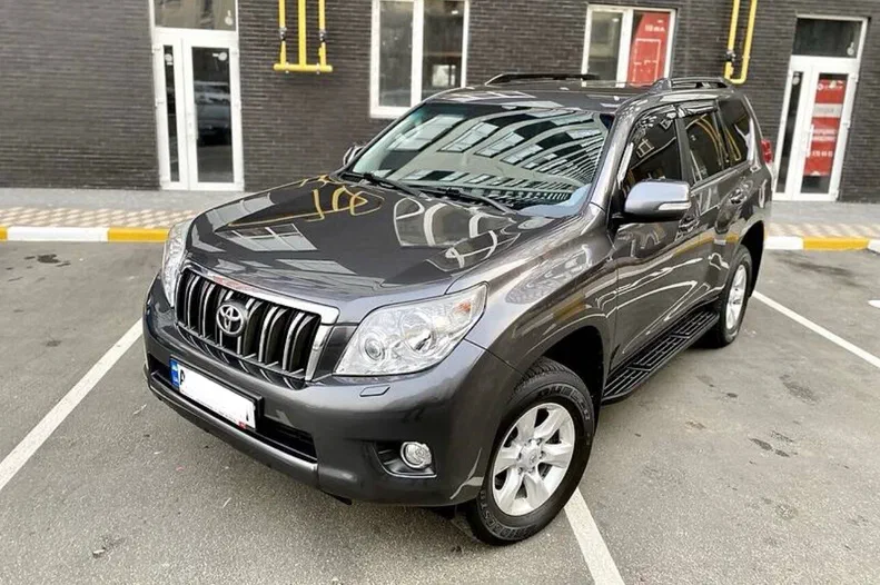 Toyota Land Cruiser Prado 2013 - 25