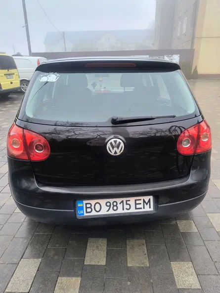 Volkswagen Golf 2004