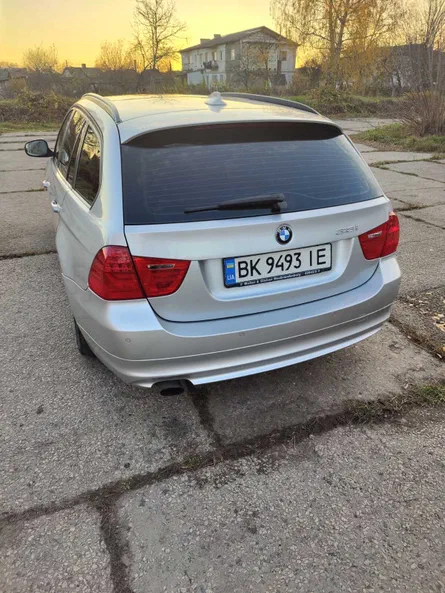 BMW 3 серія 2010 - 5