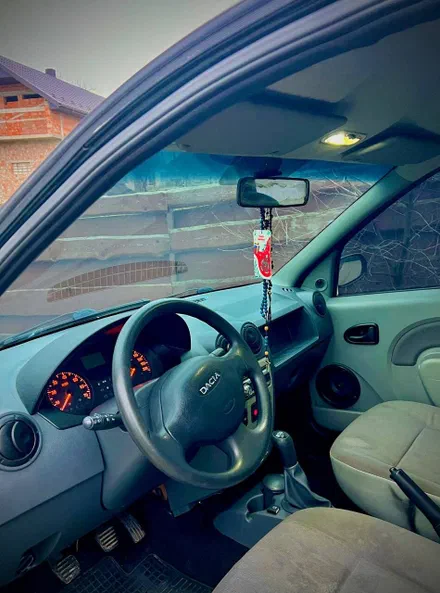 Dacia Logan 2008 - 4