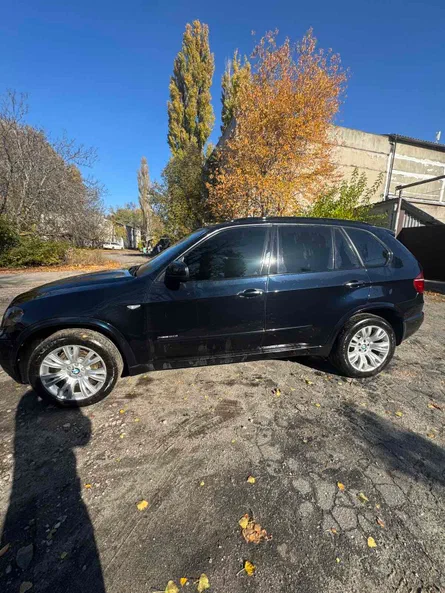 BMW X5 2010 - 5