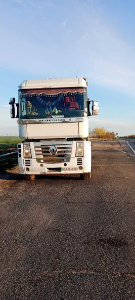 Renault MAGNUM 440dxi 2005