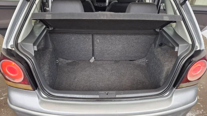 Volkswagen Polo 2009 - 16