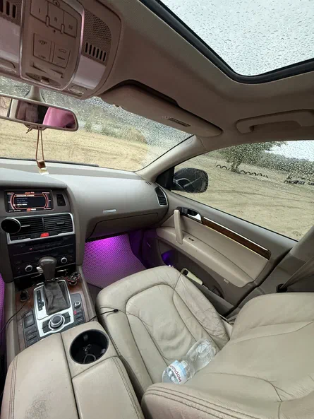 Audi Q7 2007 - 9
