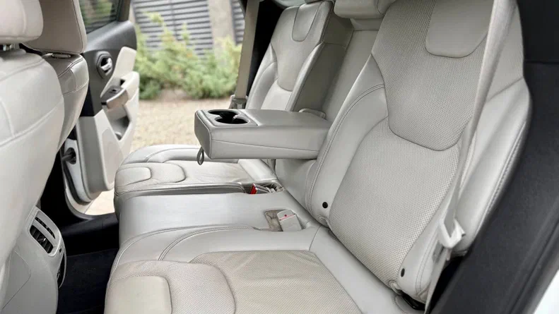 Jeep Cherokee 2019 - 22